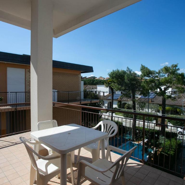 Marcelli, trilocale con terrazzo a due passi dal mare - M046 - Two-Bedroom Apartment - 1