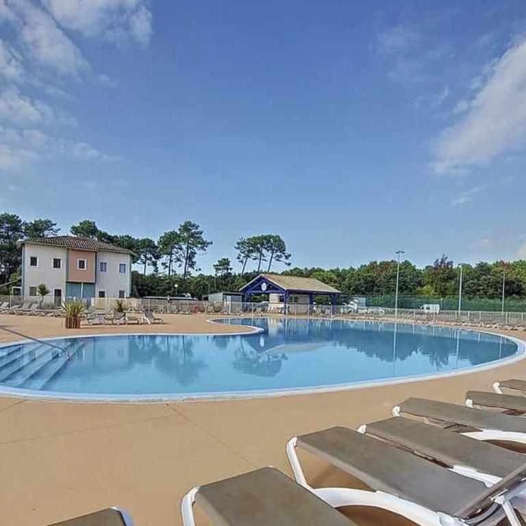 villa 2 chambres, piscine entre Océan et pins - Maison 2 Chambres - 2