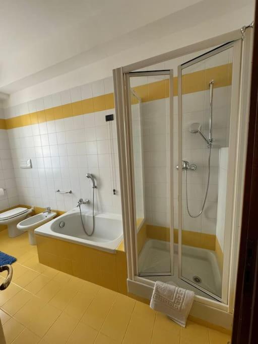 Alfredo's House Verona - Two-Bedroom Apartment - 7