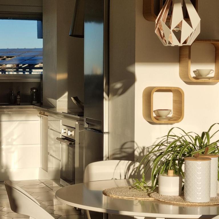 Belle vue MARSEILLE 9ème - Two-Bedroom Apartment - 13