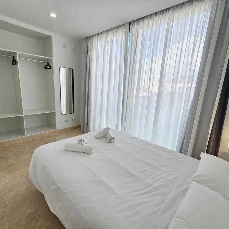 Apartamento 1ª Línea de playa Planta Vistas a Casco Histórico - Apartamento de 2 dormitorios con vistas a la ciudad - 11