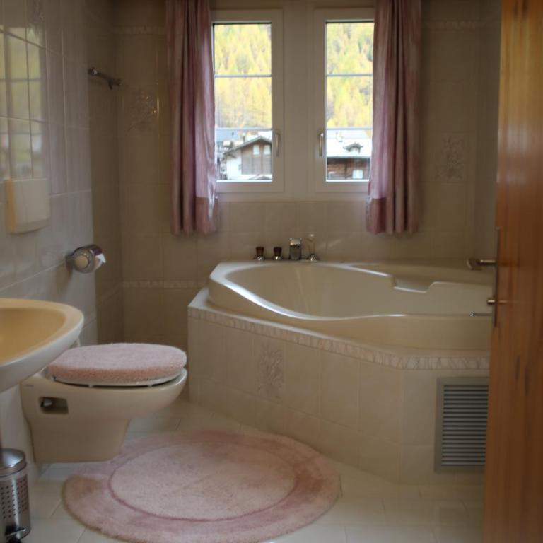 Haus Antrona Ferienwohnung mit 5 Schlafzimmern für Familien und Gruppen - Apartment - 13