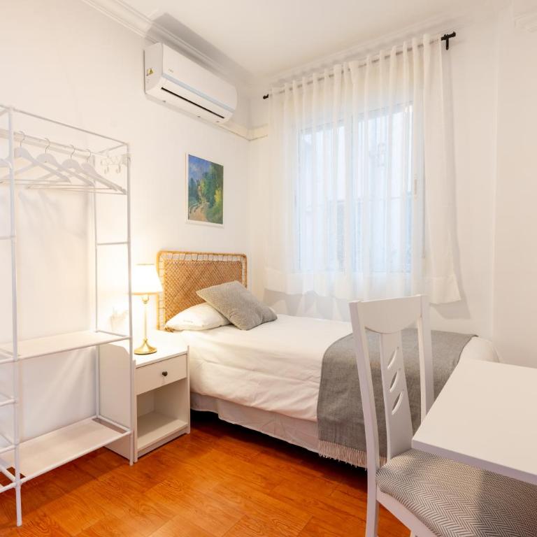 BN Luminoso apartamento para familias en excelente ubicación - Three-Bedroom Apartment - High Floor - 15