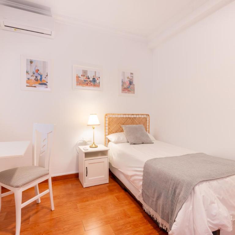 BN Luminoso apartamento para familias en excelente ubicación - Three-Bedroom Apartment - High Floor - 13