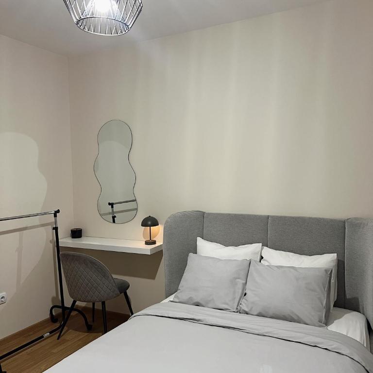 Quince - One-Bedroom Apartment - 13