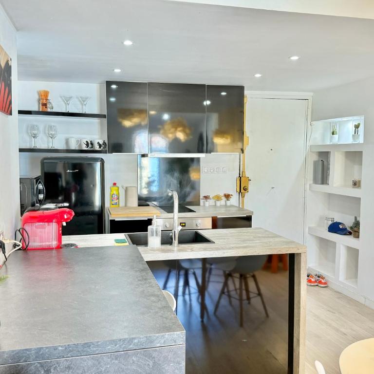 Appartement chic, hyper centre - Appartement 2 Chambres - 9