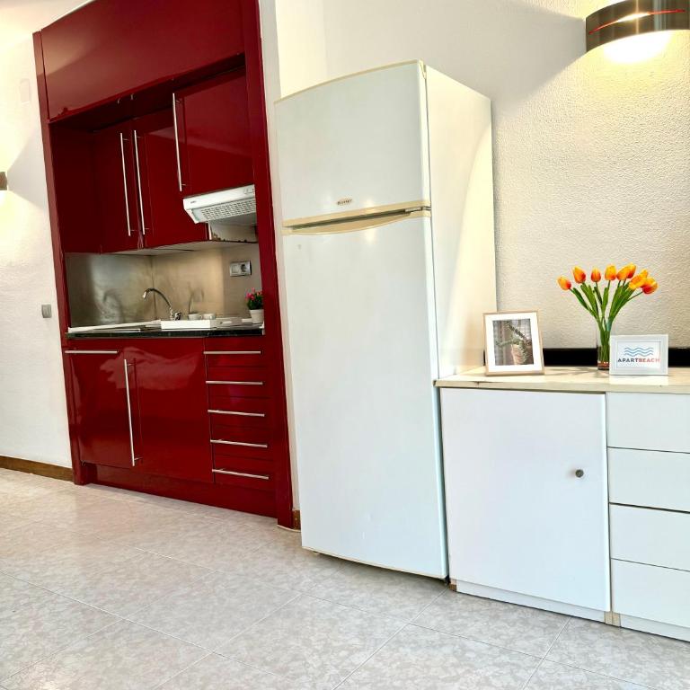 APARTBEACH FONT De MAR 3º VISTAS PLAYA - One-Bedroom Apartment - 4