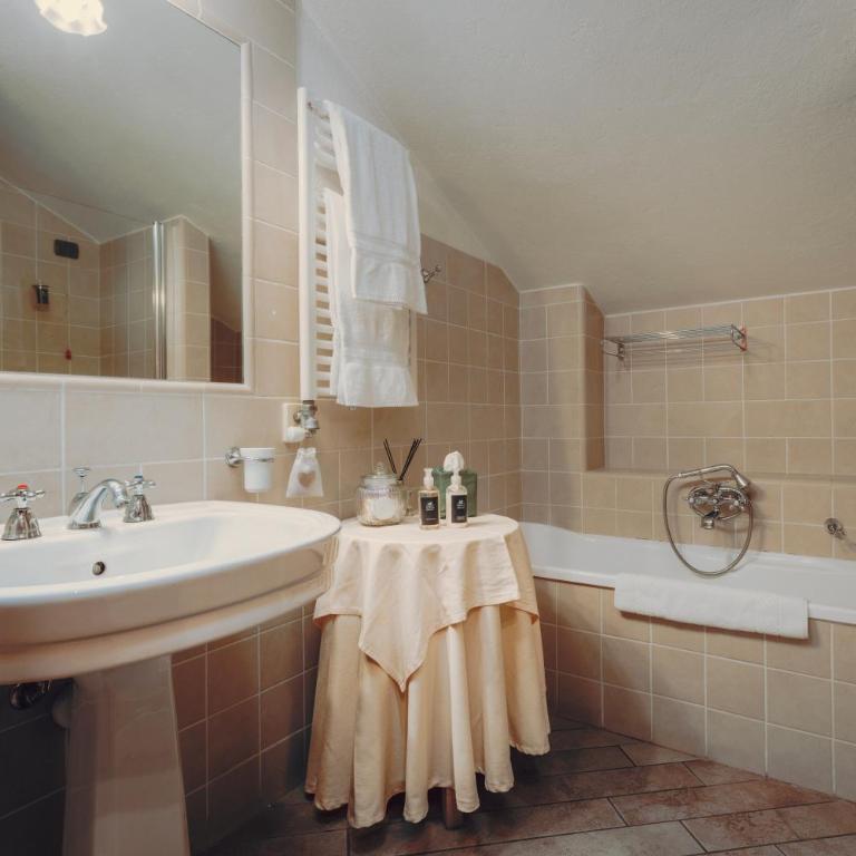Villa Novecento Romantic Hotel - Estella Hotel Collection & Experience - Junior Suite - 3