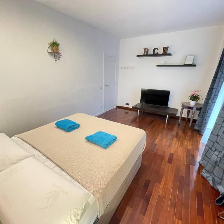 Alojamiento Nuevo Paris - Double Room with Balcony - 2