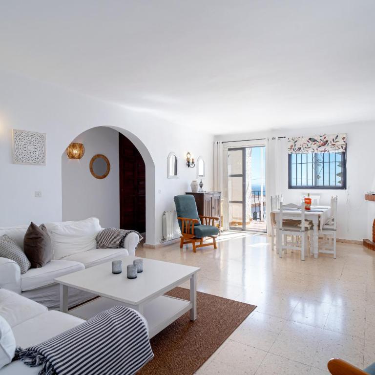 Los Naranjos 15B Capistrano Village by Casasol - Apartamento de 3 dormitorios con vistas al mar - 4