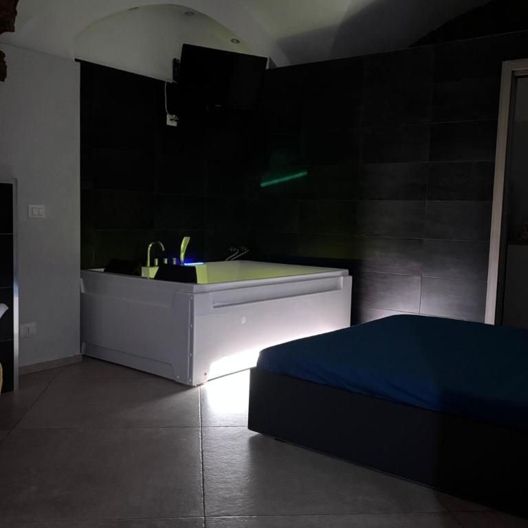 HomeSuite45 - One-Bedroom House - 24