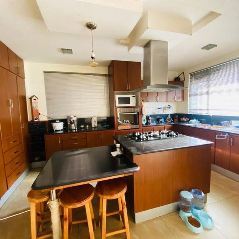 Amplio departamento amoblado, por días y semanas - Apartamento de 1 dormitorio - 2