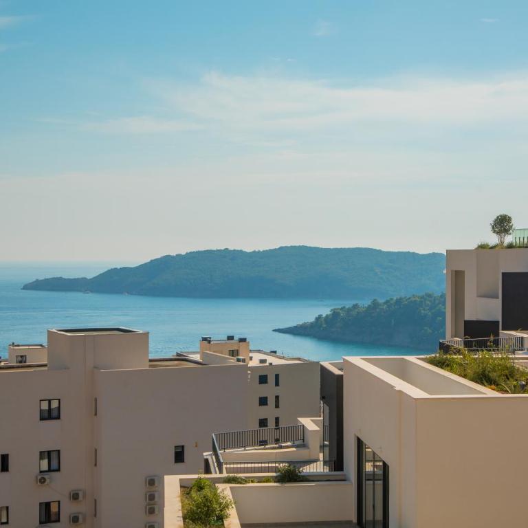 The Dream Getaway & Spa by DeVasco - Apartment with Sea View - 1