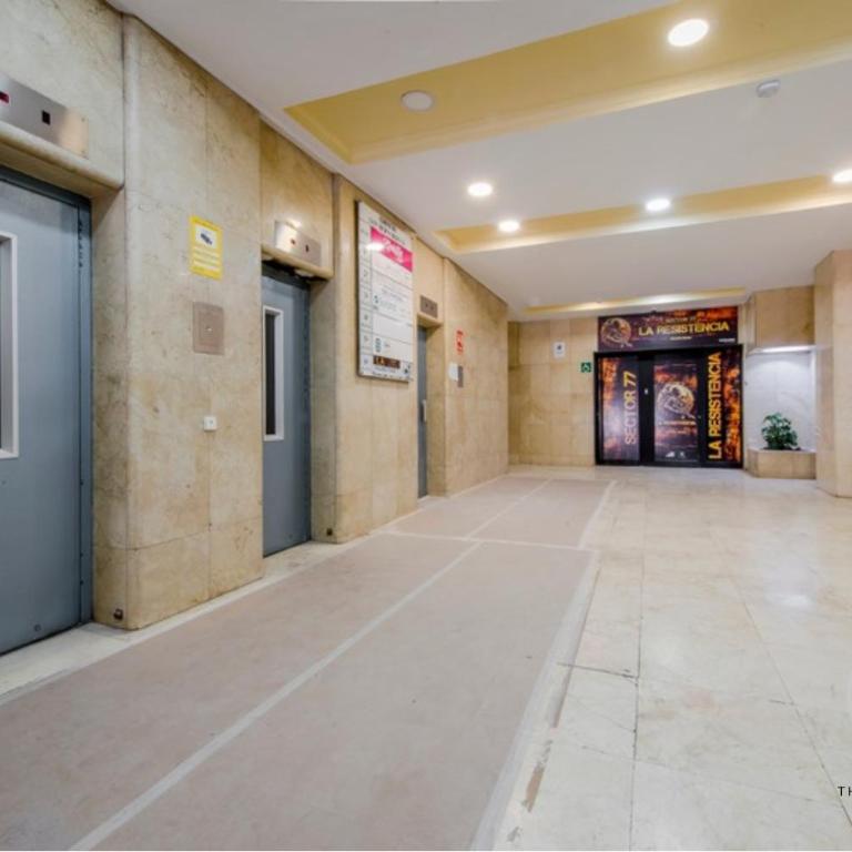Tu alojamiento para 6 en Malasaña ven a San Bernardo 20 - Two-Bedroom Apartment - 6