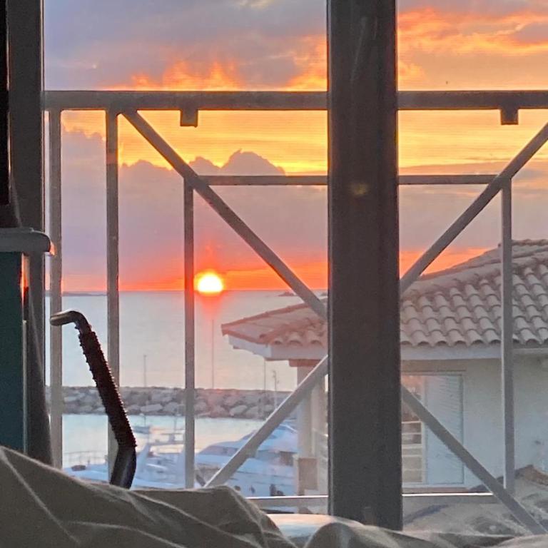 Boutique Apartment Hirondelle Port Frejus - Apartamento Estudio con vistas al mar - 11