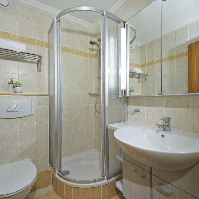 Gasthof Hotel Handlerhof - Economy Doppelzimmer mit Dusche - 1