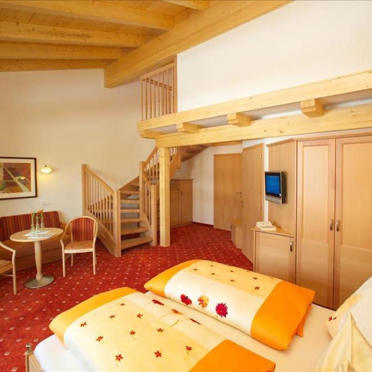 Gasthof Hotel Handlerhof - Suite mit einer Dusche - 2