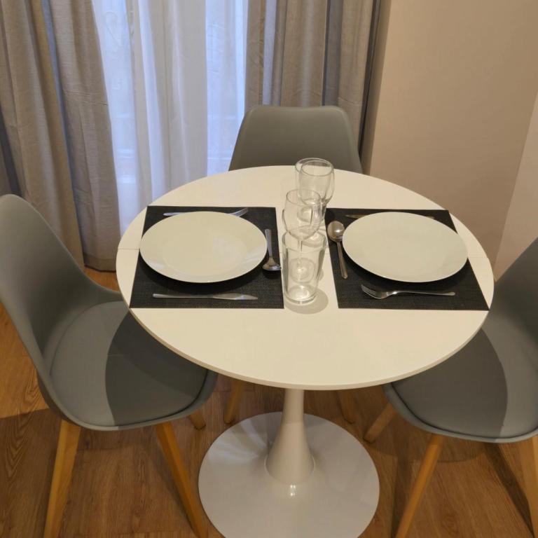 Hostal Comercial - Studio - 7