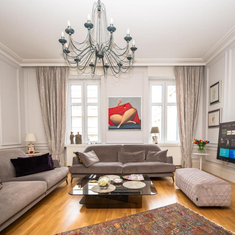 Pinterest Apartment in the City Center - One-Bedroom Apartment - 3