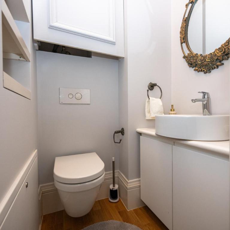 Pinterest Apartment in the City Center - One-Bedroom Apartment - 28
