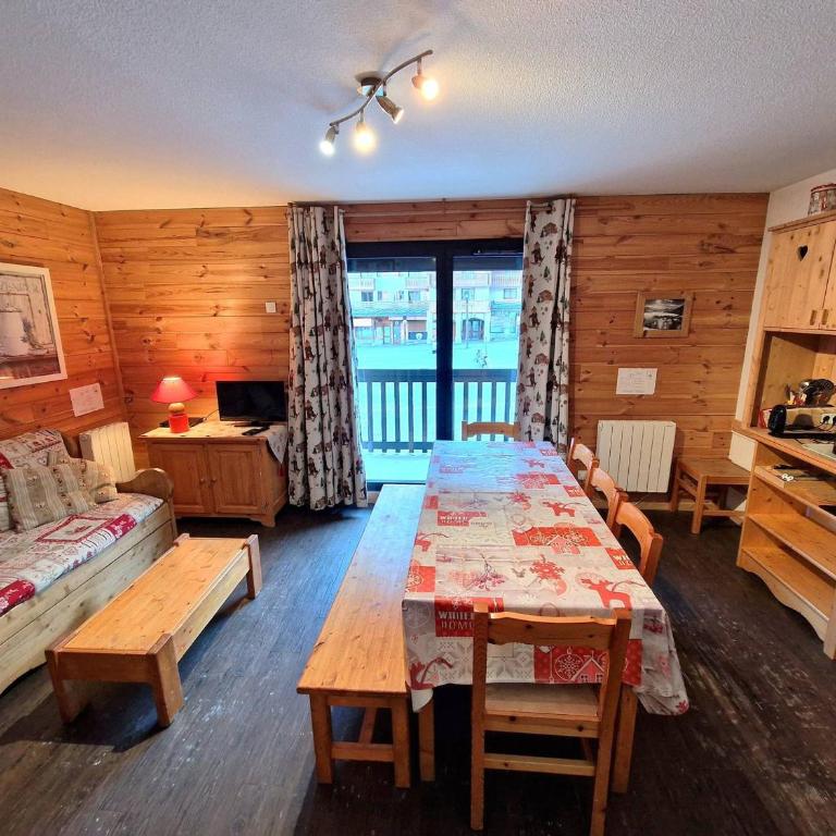 2 Pièces+Cabine, 6-8 Pers, 42m², Coeur Station, Près Pistes, TV, DVD - FR-1-265-220 - Appartement 1 Chambre - 10