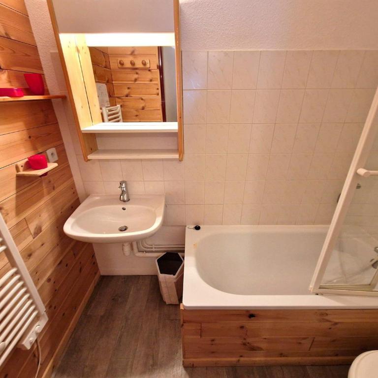 2 Pièces+Cabine, 6-8 Pers, 42m², Coeur Station, Près Pistes, TV, DVD - FR-1-265-220 - Appartement 1 Chambre - 14