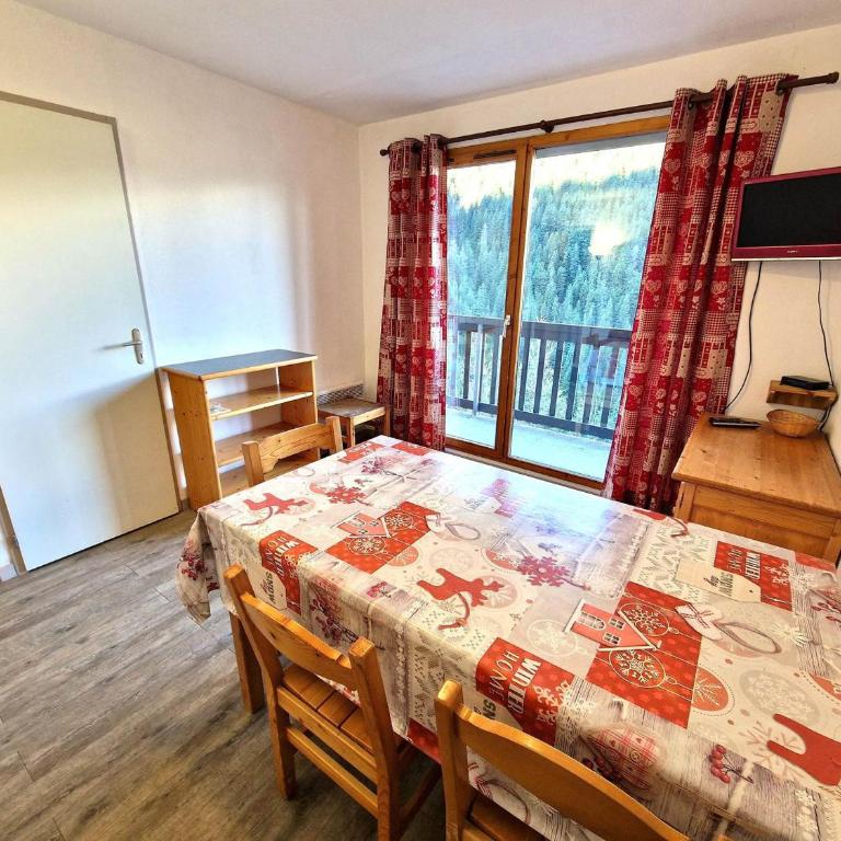 Charmant 2 pièces + cabine, 4/6 pers, au cœur de Modane, 32m², proche pistes et commerces - FR-1-265-250 - Apartment (6 Erwachsene) - 5