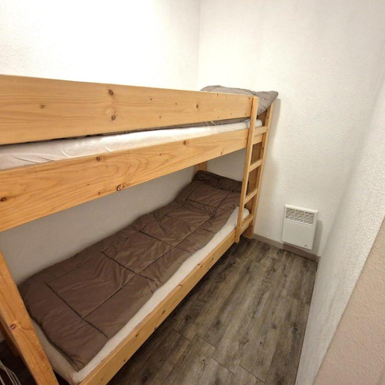 Charmant 2 pièces + cabine, 4/6 pers, au cœur de Modane, 32m², proche pistes et commerces - FR-1-265-250 - Apartment (6 Erwachsene) - 9