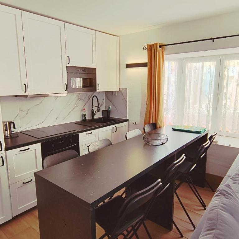 Casa De Paz - Three-Bedroom Apartment - 6