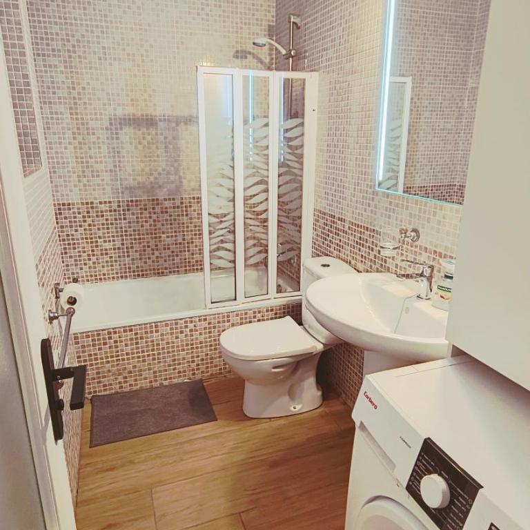 Casa De Paz - Three-Bedroom Apartment - 10