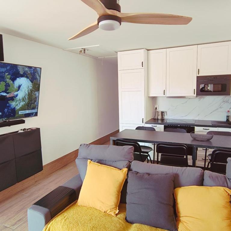 Casa De Paz - Three-Bedroom Apartment - 3