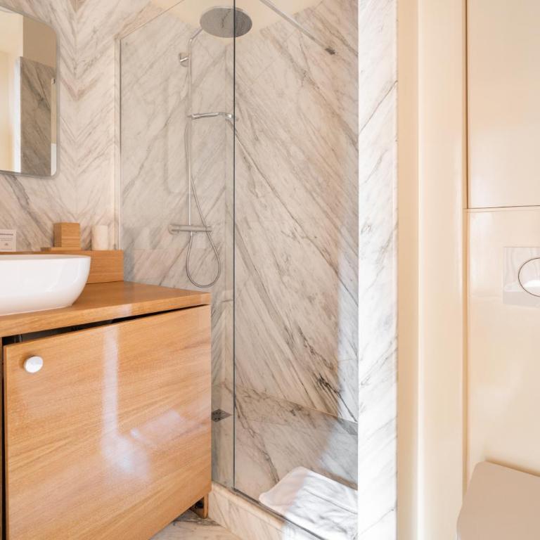 Luxury apartment on Canal Saint Martin - Appartement 2 Chambres - 19
