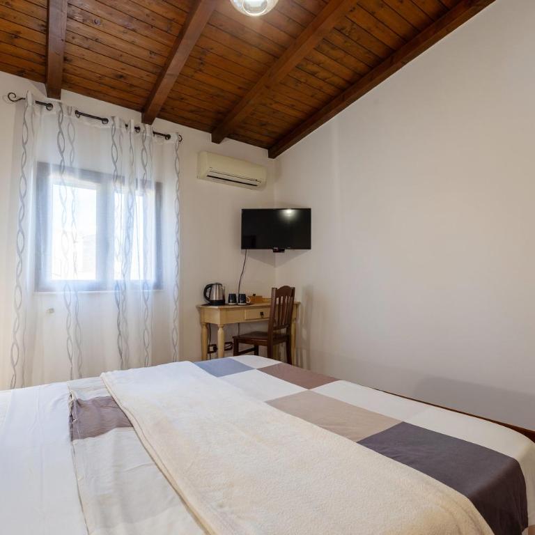 Aura Rooms - Camera Quadrupla - 2