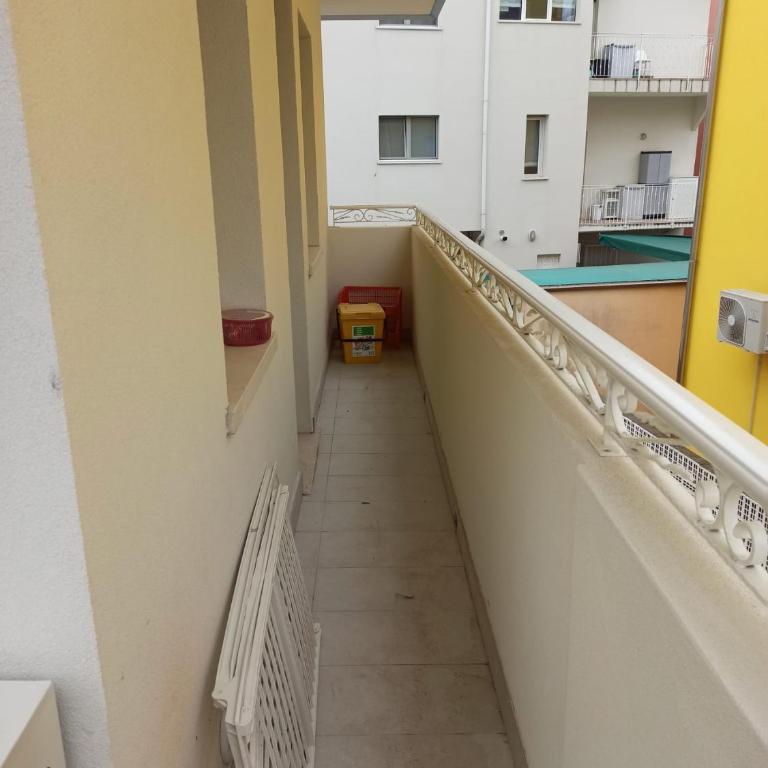 Condominio Cecotto A1 A4 - Appartamento con 2 Camere da Letto e Balcone - 10