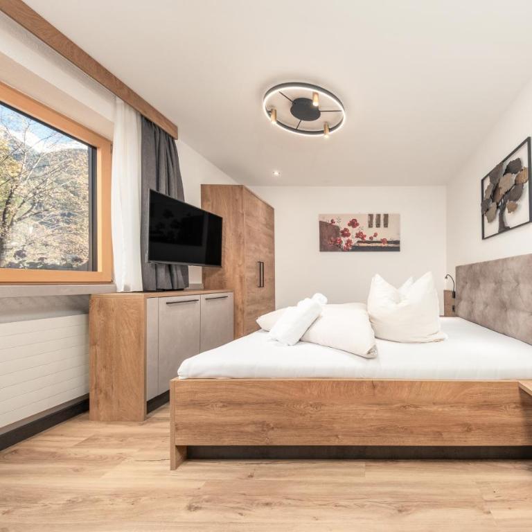Haus Kofler - Studio-Apartment mit Balkon - 1