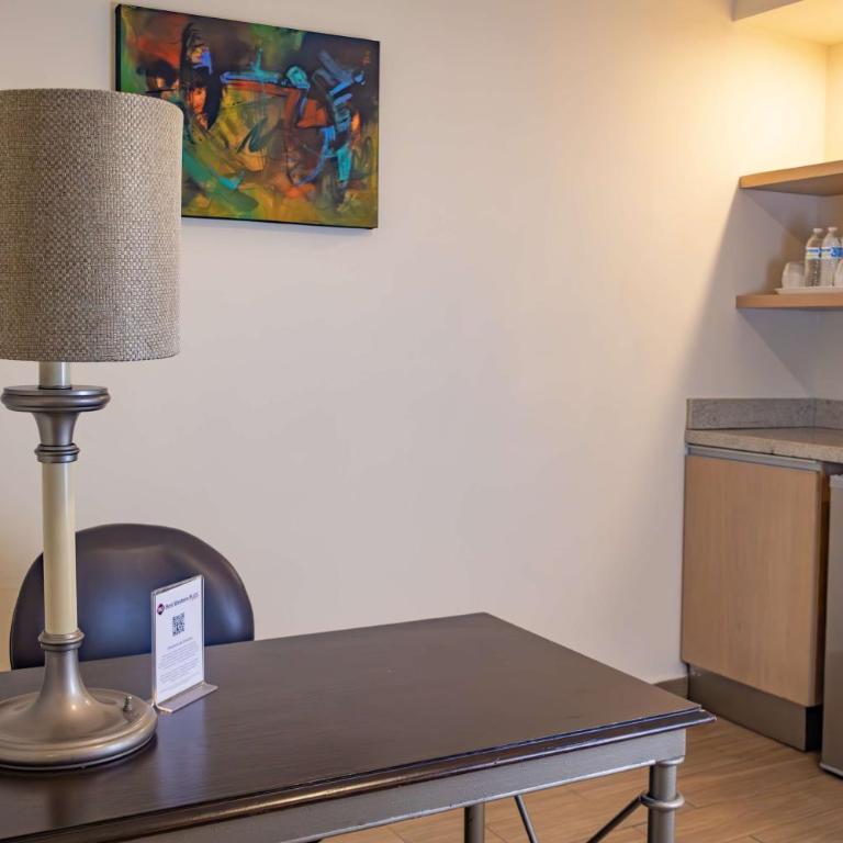 Best Western PLUS Monterrey Colón - Junior Suite with 2 Double Beds and Kitchenette - Non Smoking - 3