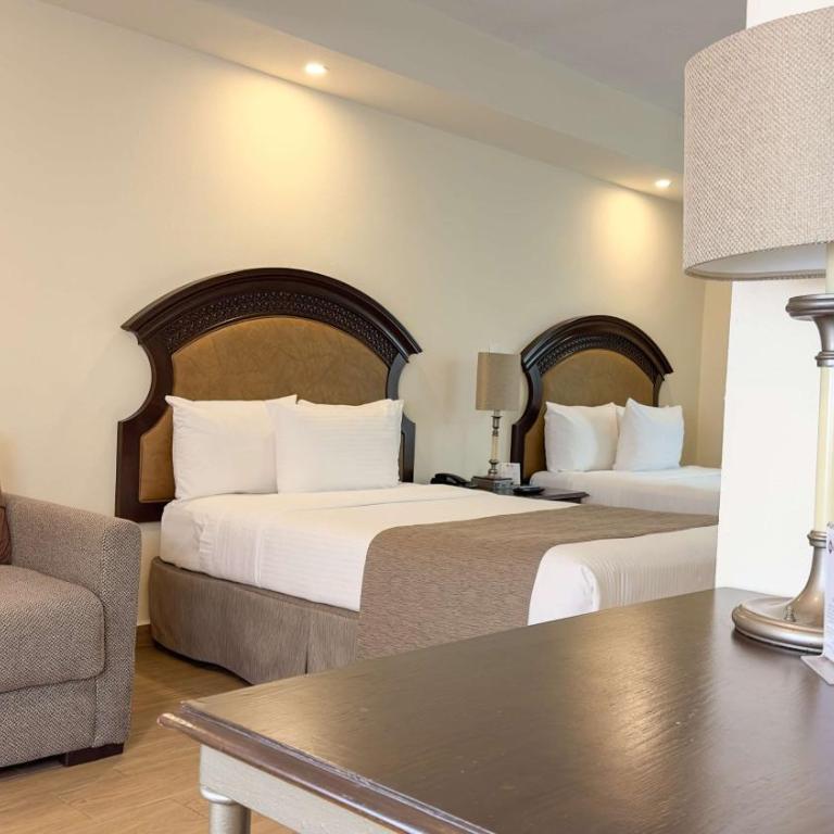 Best Western PLUS Monterrey Colón - Junior Suite with 2 Double Beds and Kitchenette - Non Smoking - 5