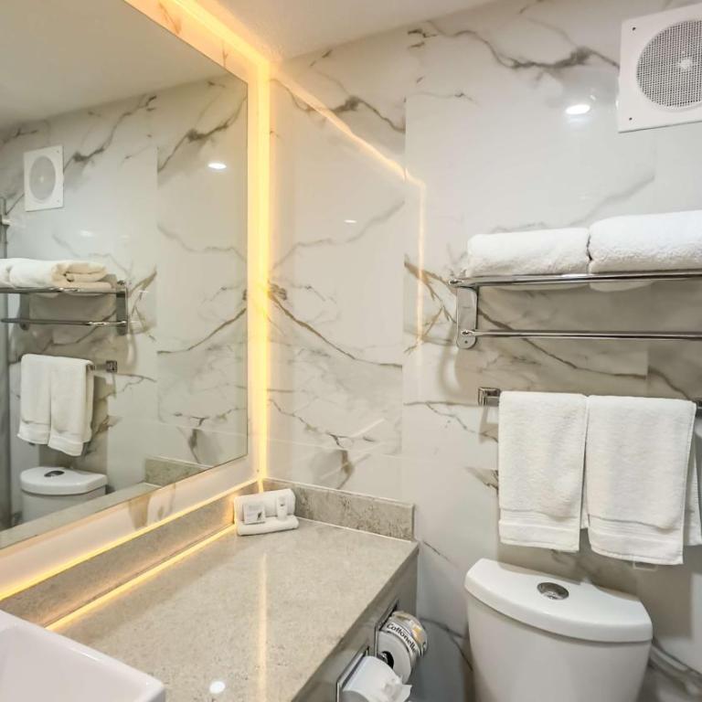 Best Western PLUS Monterrey Colón - Superior Room with 2 Double Beds and Kitchenette - Non Smoking - 6