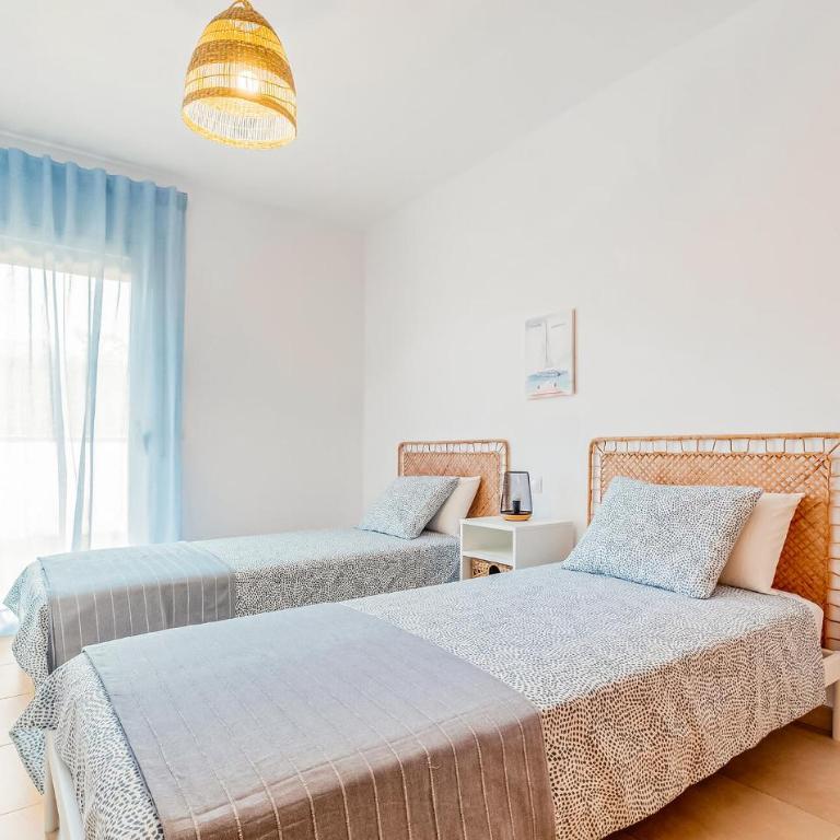 3 Bedroom Stunning Apartment In La Ràpita - Three-Bedroom Apartment - 9