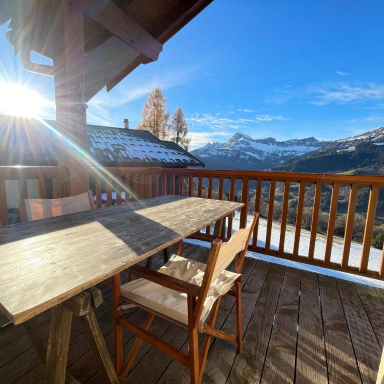 Appartement savoyard proche pistes, balcon, parking couvert - Apartment mit 2 Schlafzimmern - 14