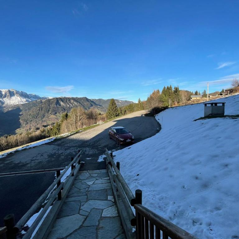 Appartement savoyard proche pistes, balcon, parking couvert - Apartment mit 2 Schlafzimmern - 17