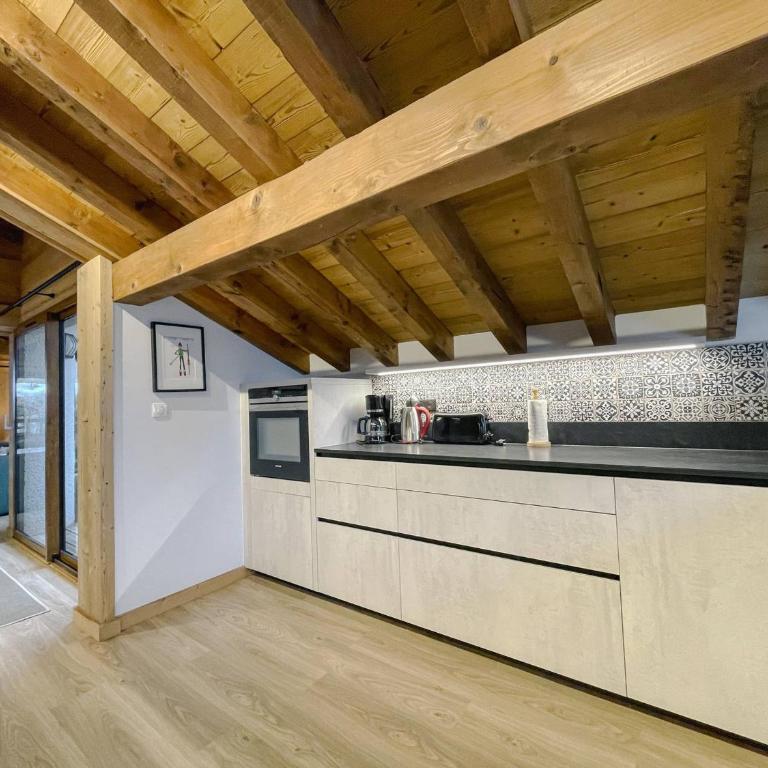 Chalet confortable 10 pers. au centre de St Martin de Belleville, proche téléski et commodités - Appartement 4 Chambres - 13