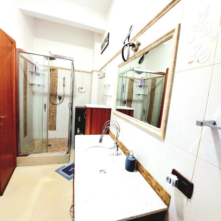 Trastevere in Station - Appartamento con 2 Camere da Letto - 12