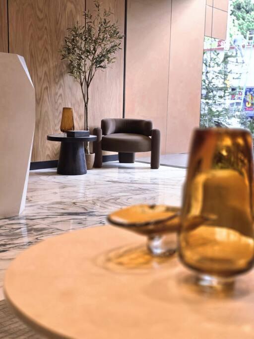 Ultimate Getaway in Luxe Studio - Apartamento Estudio - 29