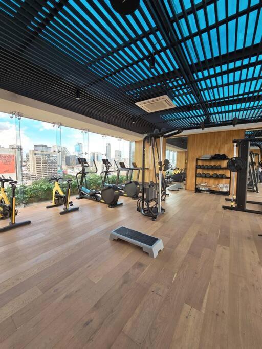 Ultimate Getaway in Luxe Studio - Apartamento Estudio - 32