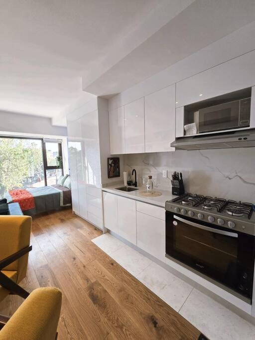 Ultimate Getaway in Luxe Studio - Apartamento Estudio - 36