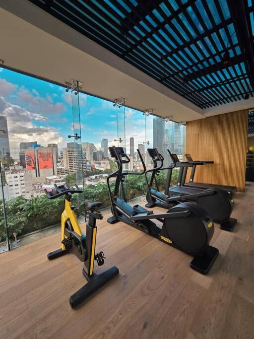 Ultimate Getaway in Luxe Studio - Apartamento Estudio - 64