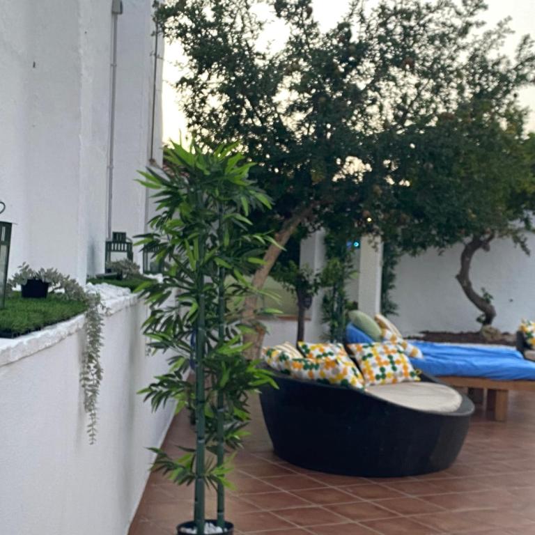 Hevres El Capricho - Five-Bedroom House - 33