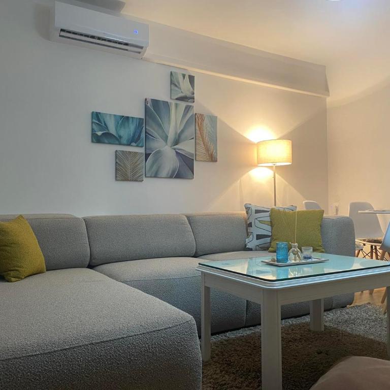 ROUTE 68 - Two-Bedroom Apartment - 14