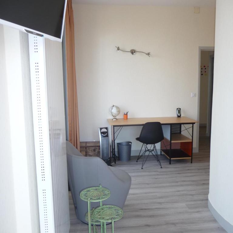 Le 360 TOUR PERRET 19eme PANORAMA 4 ETOILES - Appartement Deluxe - 37